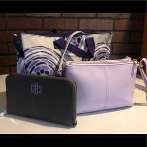 Crossbody purse w wallet and swap it pocket